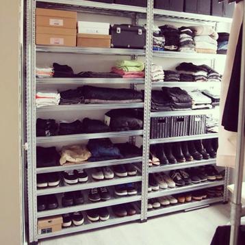 Stellingkast voor je schoenen beschikbaar voor biedingen