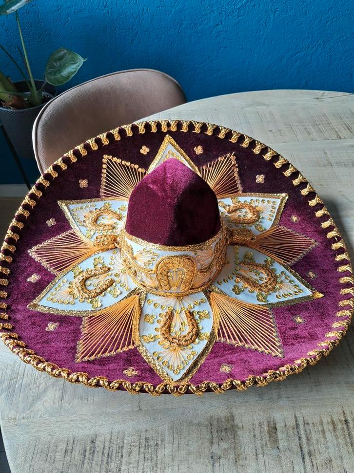 Authentieke Mexicaanse Salazar Yépez Sombrero, Hobby en Vrije tijd, Feestartikelen, Zo goed als nieuw, Hoed of Pruik, Overige