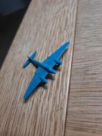 Metalen vliegtuigje. Ongeveer 1950. D.C.M.T. Crescent, Ophalen of Verzenden, Gebruikt