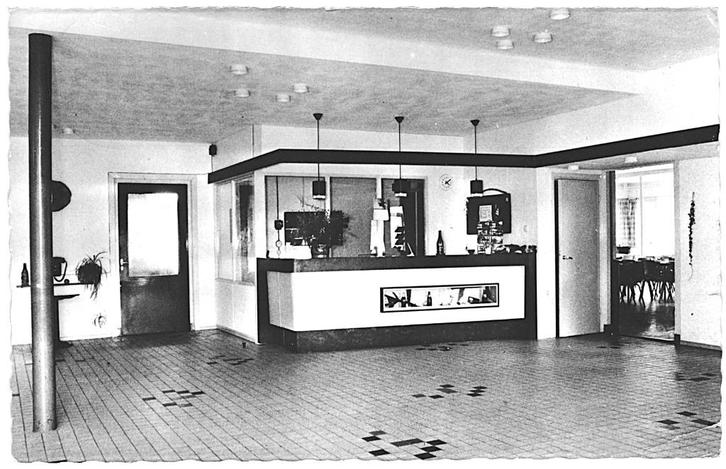 959892 Oldebroek Gld 1971 Jeugdherberg NBAS Gelopen zonder Z, Verzamelen, Ansichtkaarten | Nederland, Gelopen, Gelderland, 1960 tot 1980