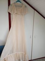 Vintage Trouwjurk, Ophalen, Gedragen, Beige, Trouwjurk