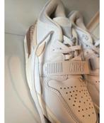 Nike air Jordan sneakers maat 38 wit beige lichtbruin, Nike Air Jordan, Wit, Nieuw, Ophalen of Verzenden