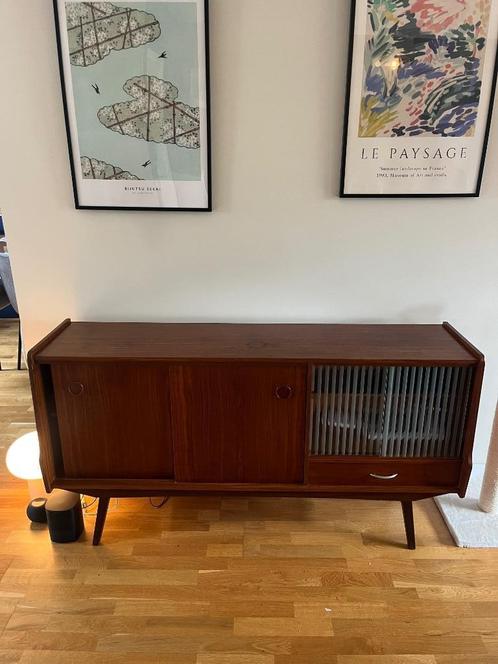 Vintage teakhouten (fineer) dressoir / sideboard jaren 60, Huis en Inrichting, Kasten | Dressoirs, Gebruikt, 150 tot 200 cm, 25 tot 50 cm