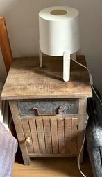 Twee nachtkastjes, Huis en Inrichting, Ophalen, Gebruikt, Minder dan 45 cm, 55 tot 70 cm