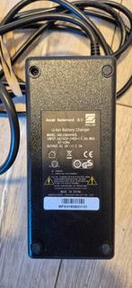 Origineel Sparta/Batavus E-motion E-go Acculader 36V 2A, Ophalen of Verzenden, Zo goed als nieuw