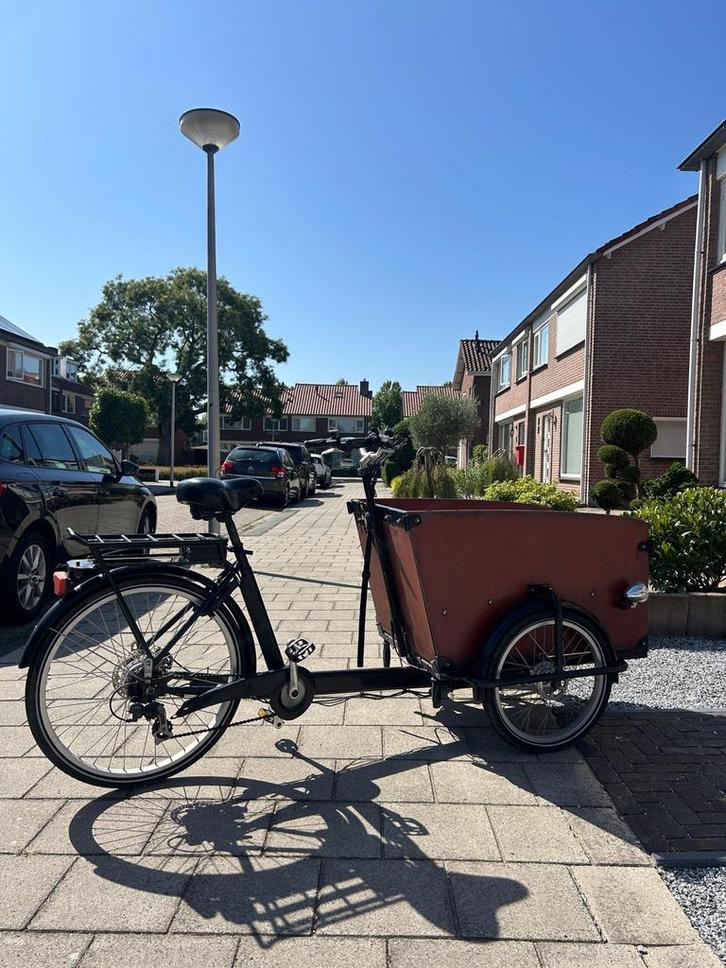Bakfiets - Ideaal voor meerdere kinderen, Fietsen en Brommers, Fietsen | Bakfietsen, Gebruikt, Overige merken, 4 kinderen of meer