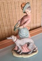 Vintage Porseleinen Beeldje, vrouw met hond., Ophalen of Verzenden