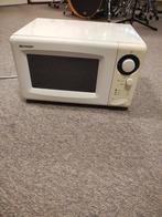Magnetron Sharp, Ophalen of Verzenden, Gebruikt, Vrijstaand, 45 tot 60 cm