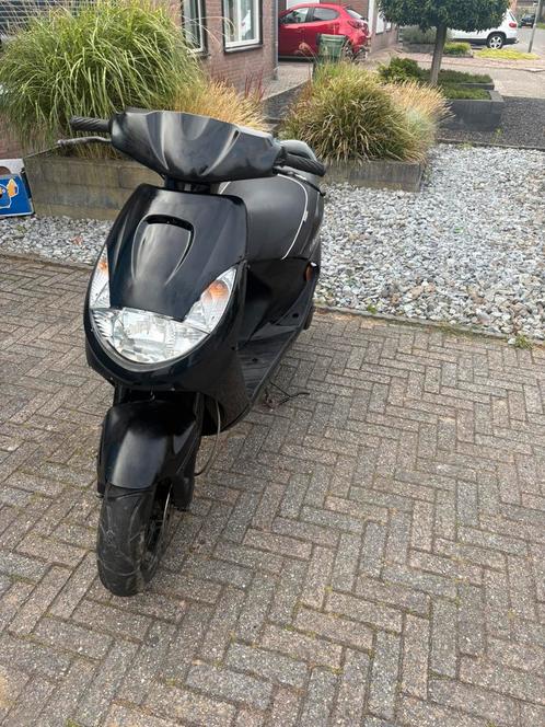 Peugeot vivacity sportline 50cc, Fietsen en Brommers, Scooters | Peugeot, Ophalen