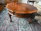 Noten houten salontafel rond, Huis en Inrichting, Ophalen, Zo goed als nieuw
