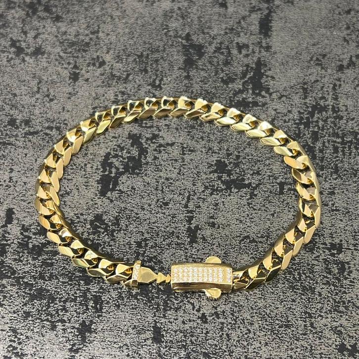 14k gouden armband cuban schakel met bakslot, Sieraden, Tassen en Uiterlijk, Armbanden, Zo goed als nieuw, Goud, Ophalen of Verzenden