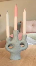 &Klevering Kandelaar - Stijlvol en uniek!, Overige materialen, Ophalen of Verzenden, Zo goed als nieuw, Grijs