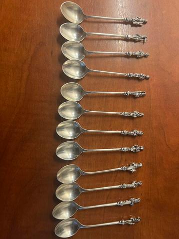 Zilveren apostel theelepeltjes beschikbaar voor biedingen