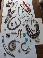 set diverse sieraden, Ophalen