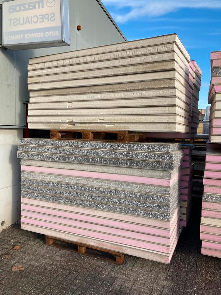 Geïsoleerde panelen met polyester 226 cm x 86 cm - 10 cm dik, Doe-het-zelf en Verbouw, Platen en Panelen, Nieuw, Overige materialen