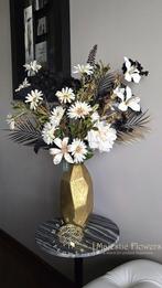 SALE Nieuw zijdenbloemen boeket, Binnen, Majestic Flowers, Almere, Nieuw