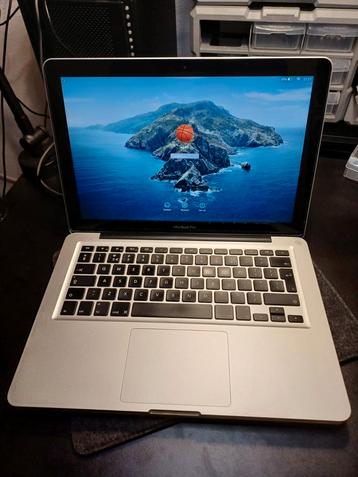 MacBook Pro 13"- SSD, 8GB RAM + Sleeve beschikbaar voor biedingen
