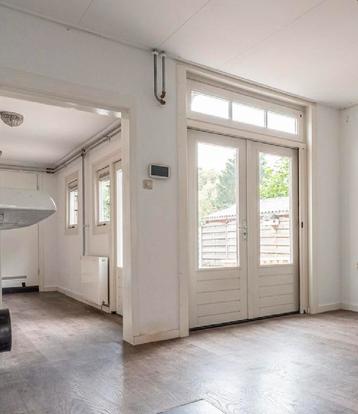 Hardhouten kozijnen met hr dubbel glas (open slaande deuren) beschikbaar voor biedingen
