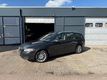Volvo V50 2.0 D 2008 Grijs 188.933km NAP | AIRCO | LEER beschikbaar voor biedingen