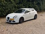 Alfa Romeo Giulietta 1.7 TBi Quadrifoglio verde (QV), Auto's, Zwart, 4 cilinders, Wit, Bedrijf