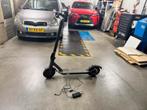 Te koop electrische step, Fietsen en Brommers, Steps, Ophalen of Verzenden, Zo goed als nieuw, Elektrische step (E-scooter)