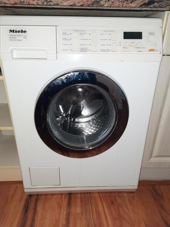 Miele wasautomaat, Witgoed en Apparatuur, Wasmachines, Gebruikt, Voorlader, 6 tot 8 kg, 85 tot 90 cm, 1200 tot 1600 toeren, Energieklasse A of zuiniger