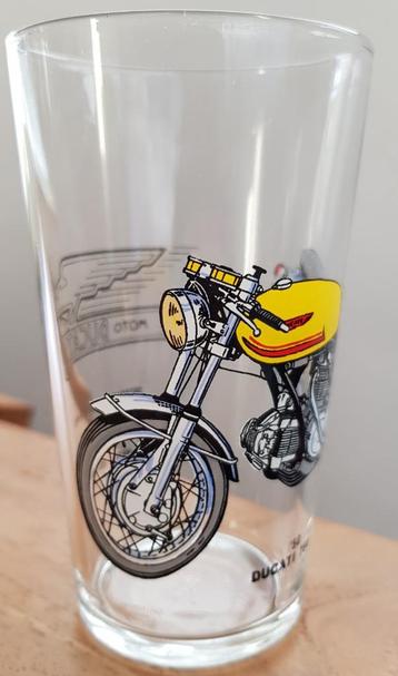 Ducati 750 motor glas uit Frankrijk - jaren 70 - IZGST beschikbaar voor biedingen