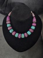 aparte ketting mooie kleurcombinatie, Ophalen of Verzenden, Overige materialen