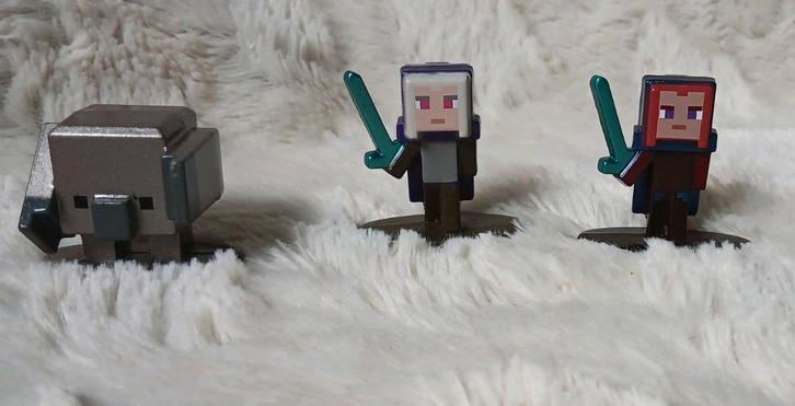 Minecraft poppetjes, Kinderen en Baby's, Speelgoed | Overig, Zo goed als nieuw, Jongen of Meisje, Ophalen