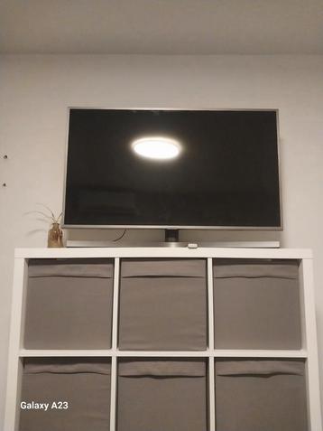 Samsung TV type; UE43RU7440 beschikbaar voor biedingen