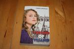 Vriend of vijand?, Liesbeth van Binsbergen (WO II), Boeken, Ophalen of Verzenden, Gelezen, Fictie