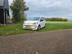 Volkswagen up! 1.0 44KW/60PK 3-DRS 2015 Wit, Auto's, Voorwielaandrijving, Stof, 840 kg, 4 stoelen