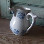 Mooi brocante stroopkan van aardewerk met blauw decor, Ophalen of Verzenden