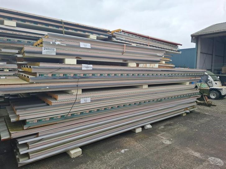 B keus Sandwichdakpanelen 40mm - Opruiming - Binnenzijde wit, Doe-het-zelf en Verbouw, Platen en Panelen, Zo goed als nieuw, Overige materialen