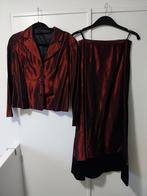 Mooie wijnrode lange rok met bijpassend kort jasje,, Maat 38/40 (M), Overige typen, Ophalen of Verzenden, Zo goed als nieuw