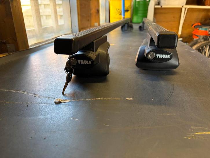 Thule Universele Dakdragers voor Auto met Dakrails, Auto diversen, Dakdragers, Gebruikt, Ophalen