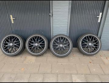 Meisterwerk velgen met Vredestein winterbanden beschikbaar voor biedingen