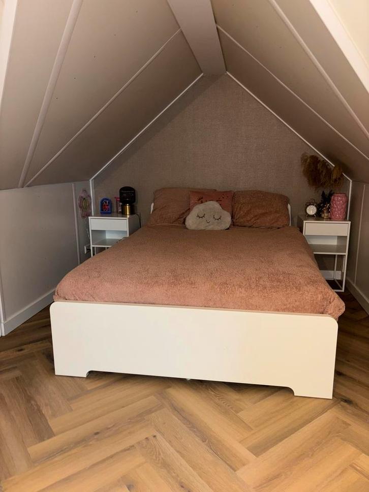 Mooi Twijfelaar Bed 140x200 - Eerste Week December Ophalen, Huis en Inrichting, Slaapkamer | Bedden, Gebruikt, Twijfelaar, 140 cm