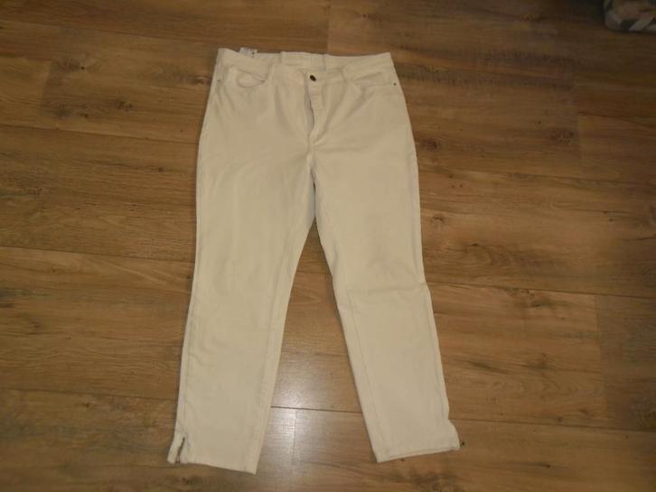 MAC Dream Jeans Off White Maat 46 lengtemaat 27, Kleding | Dames, Spijkerbroeken en Jeans, Zo goed als nieuw, Overige jeansmaten