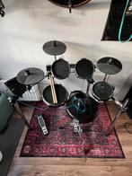 Alesis Nitro Drumkit (incl. mapex drumkruk en drummat), Muziek en Instrumenten, Drumstellen en Slagwerk, Ophalen, Gebruikt, Overige merken