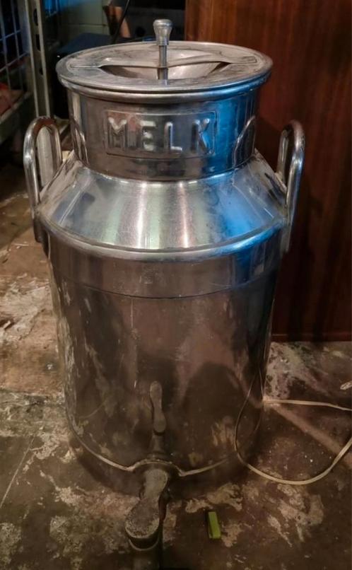Gave RVS melkbus 30.liter geen schade gewoon gave melkbus, Tuin en Terras, Tuinwanddecoratie, Zo goed als nieuw, Ophalen of Verzenden