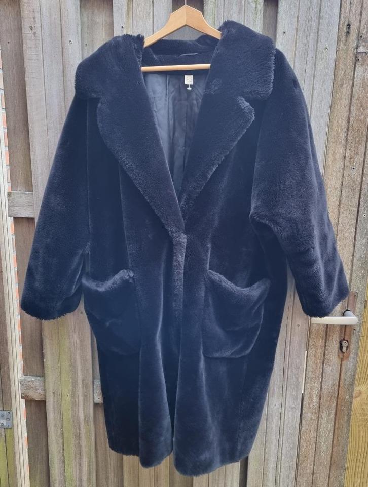 Bontjas nepbont zwart halflang Couture Helene, Kleding | Dames, Jassen | Winter, Zo goed als nieuw, Maat 42/44 (L), Zwart, Ophalen of Verzenden