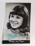 Fotokaartje met handtekening van Mieke van Ingen, Foto of Kaart, Gebruikt, Ophalen of Verzenden