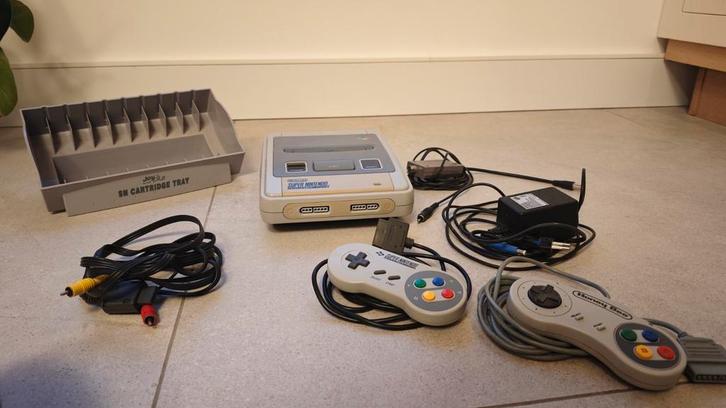 Super Nintendo (SNES) Console - Compleet!, Spelcomputers en Games, Spelcomputers | Nintendo Super NES, Gebruikt, Met 2 controllers
