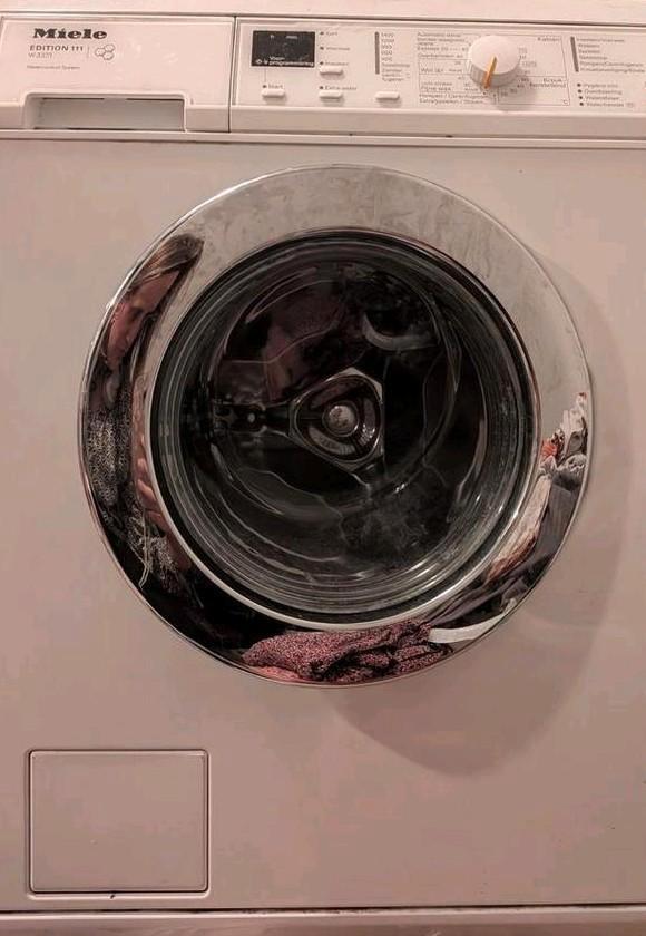 Miele Wasmachine - edition 111 W 3371, Witgoed en Apparatuur, Wasmachines, Gebruikt, Voorlader, 6 tot 8 kg, 85 tot 90 cm, 1200 tot 1600 toeren