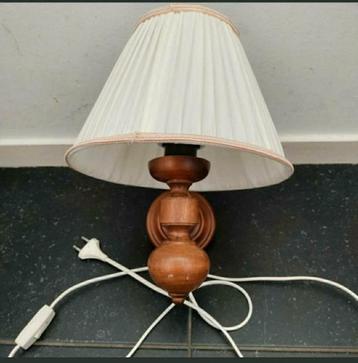 Wandlamp,Vintage,Kap,stof,hout,wand,snoer,Mid-Century,1970 beschikbaar voor biedingen
