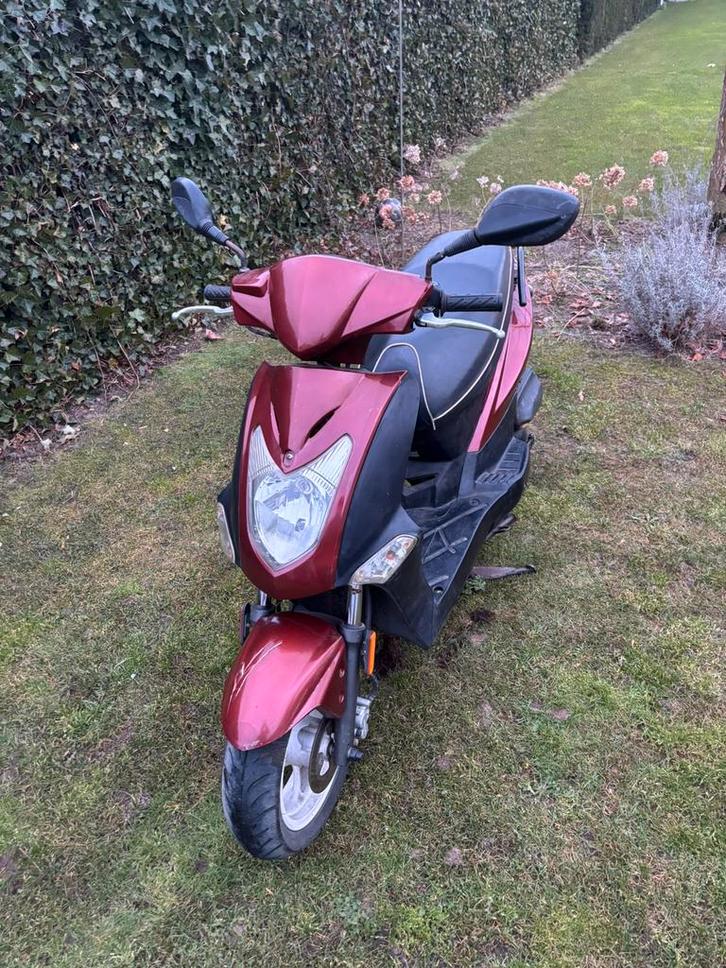 Kymco agility 50, Fietsen en Brommers, Scooters | Kymco, Zo goed als nieuw, Agility, Benzine, Ophalen