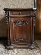 Antieke Kast, Ophalen