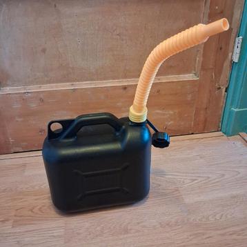 Jerrycan 5 liter  beschikbaar voor biedingen