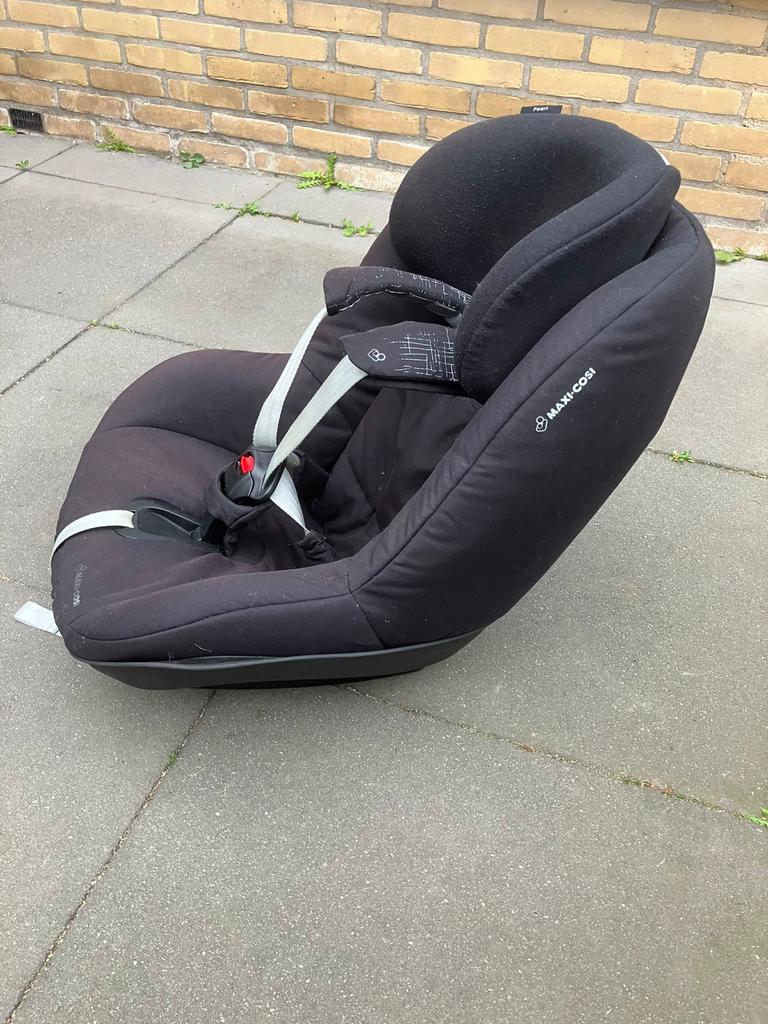 Maxi-Cosi, autostoel Pearl + FamilyFix Base, Ophalen, Gebruikt, Verstelbare rugleuning, 9 t/m 18 kg